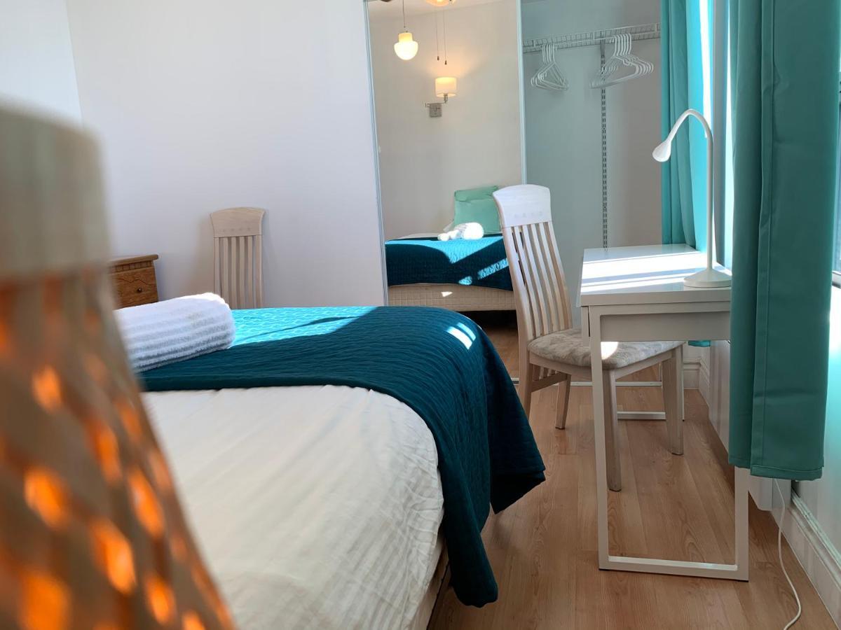 Chambres El Mediterraneo Rooms Μόντρεαλ Εξωτερικό φωτογραφία