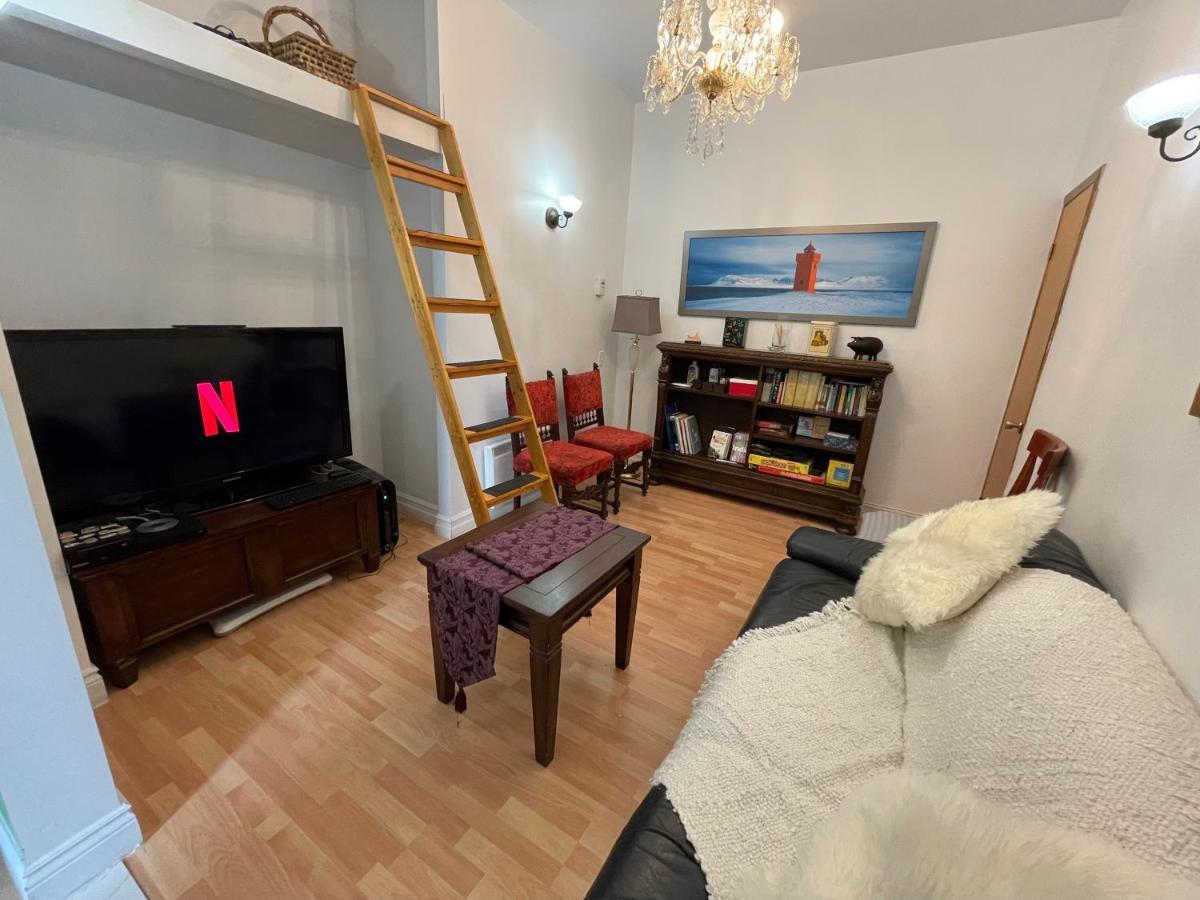 Chambres El Mediterraneo Rooms Μόντρεαλ Εξωτερικό φωτογραφία
