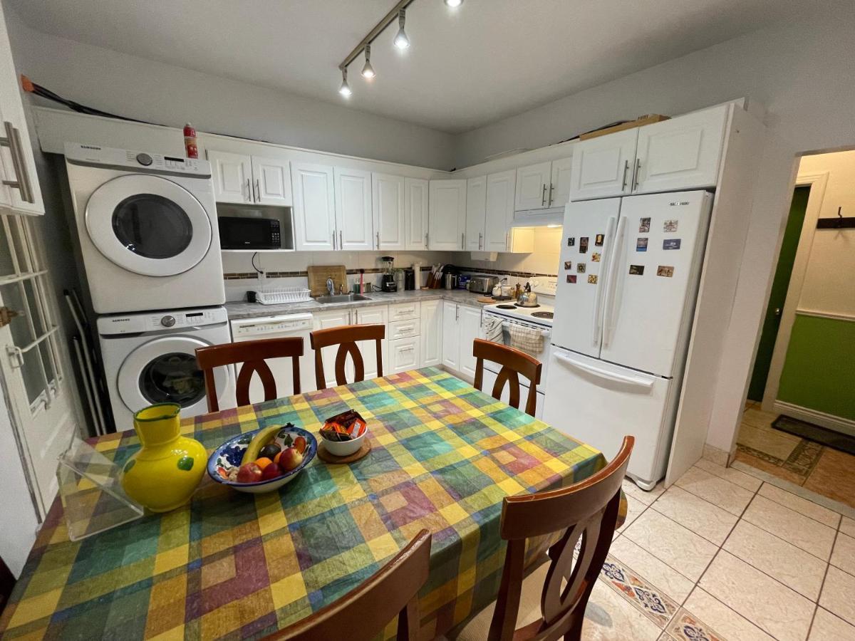 Chambres El Mediterraneo Rooms Μόντρεαλ Εξωτερικό φωτογραφία
