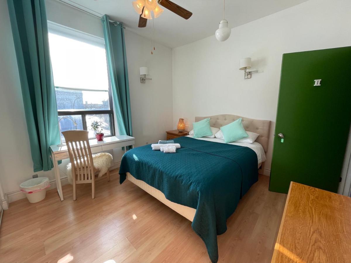 Chambres El Mediterraneo Rooms Μόντρεαλ Εξωτερικό φωτογραφία