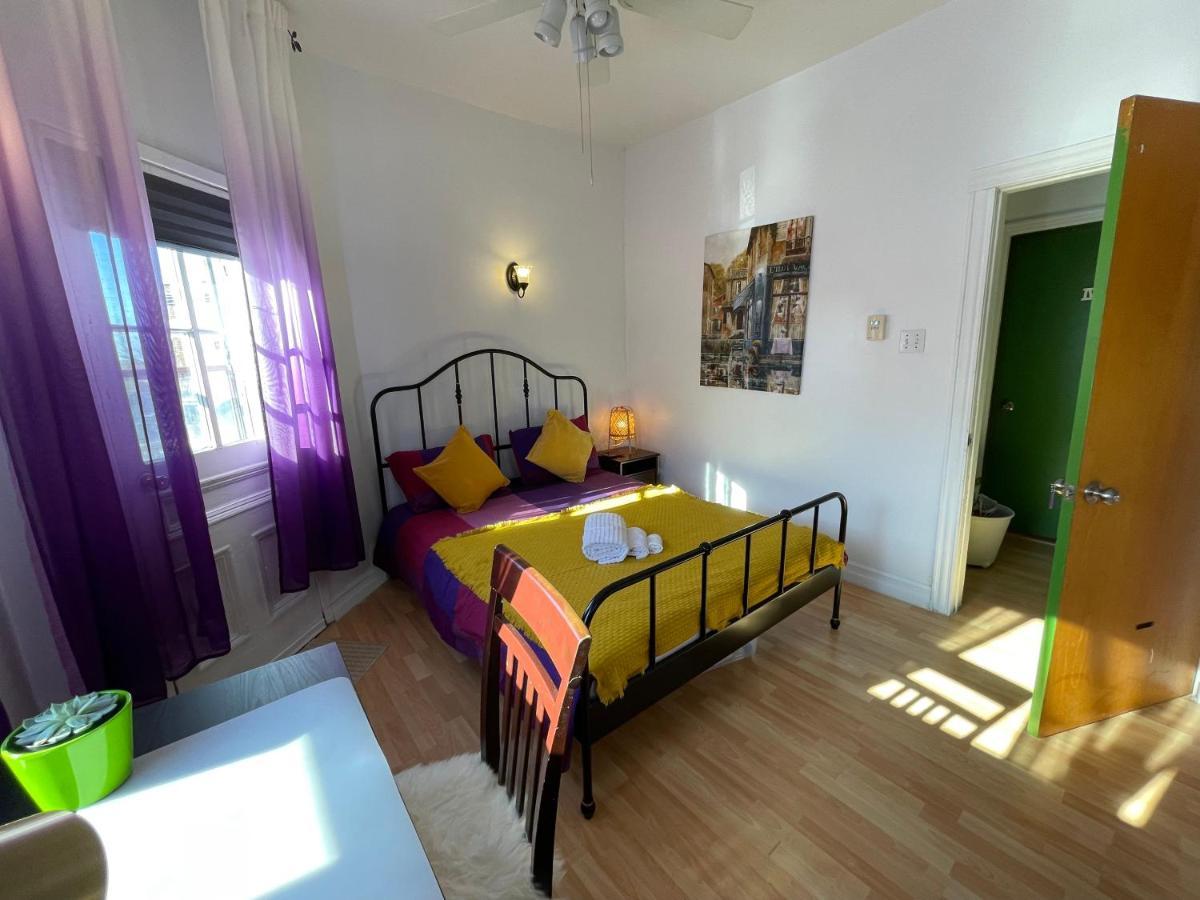 Chambres El Mediterraneo Rooms Μόντρεαλ Εξωτερικό φωτογραφία