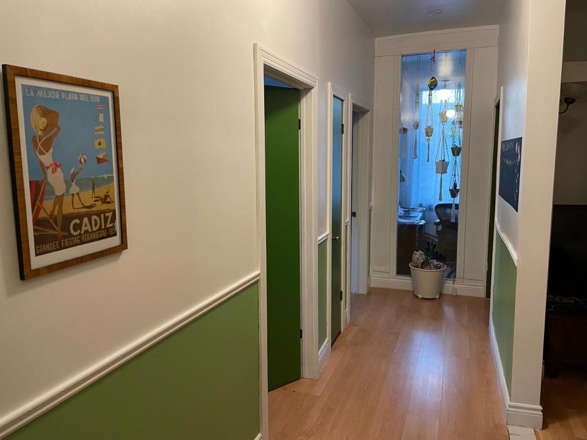 Chambres El Mediterraneo Rooms Μόντρεαλ Εξωτερικό φωτογραφία